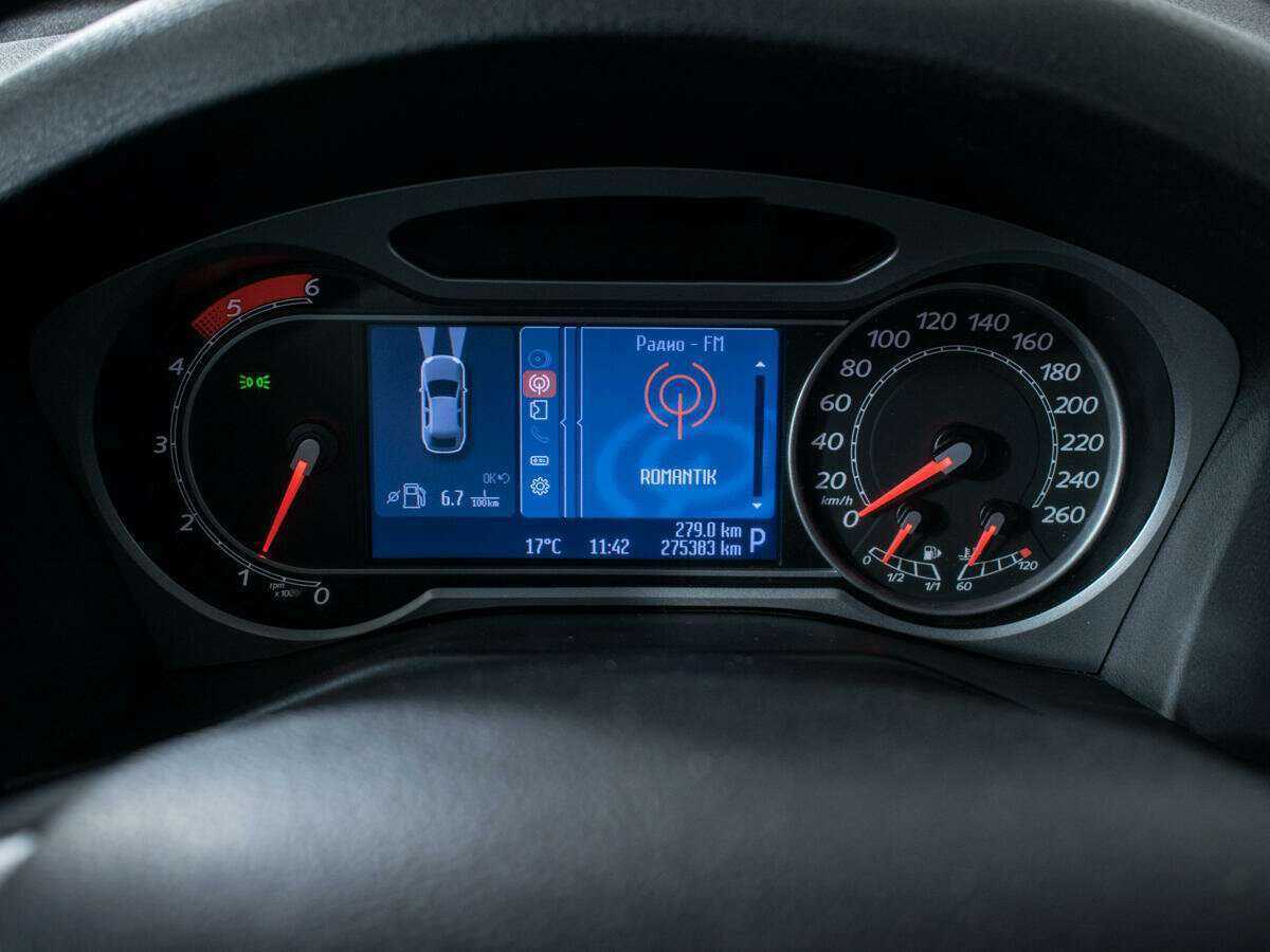 Ford Mondeo, 2010 Фото №11