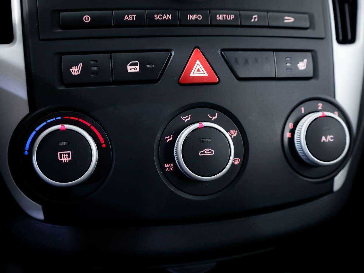 Kia Ceed, 2011 Фото №14