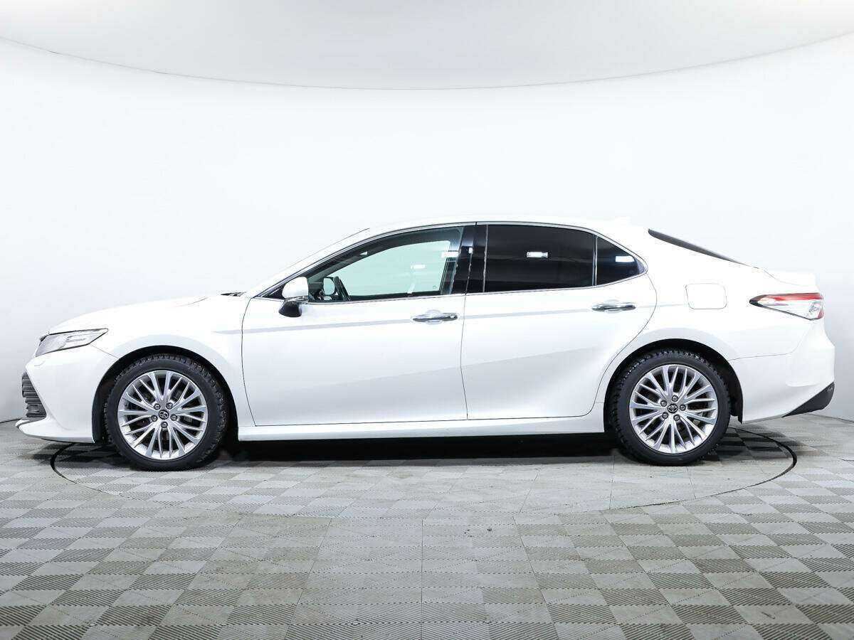 Toyota Camry, 2019 Фото №8