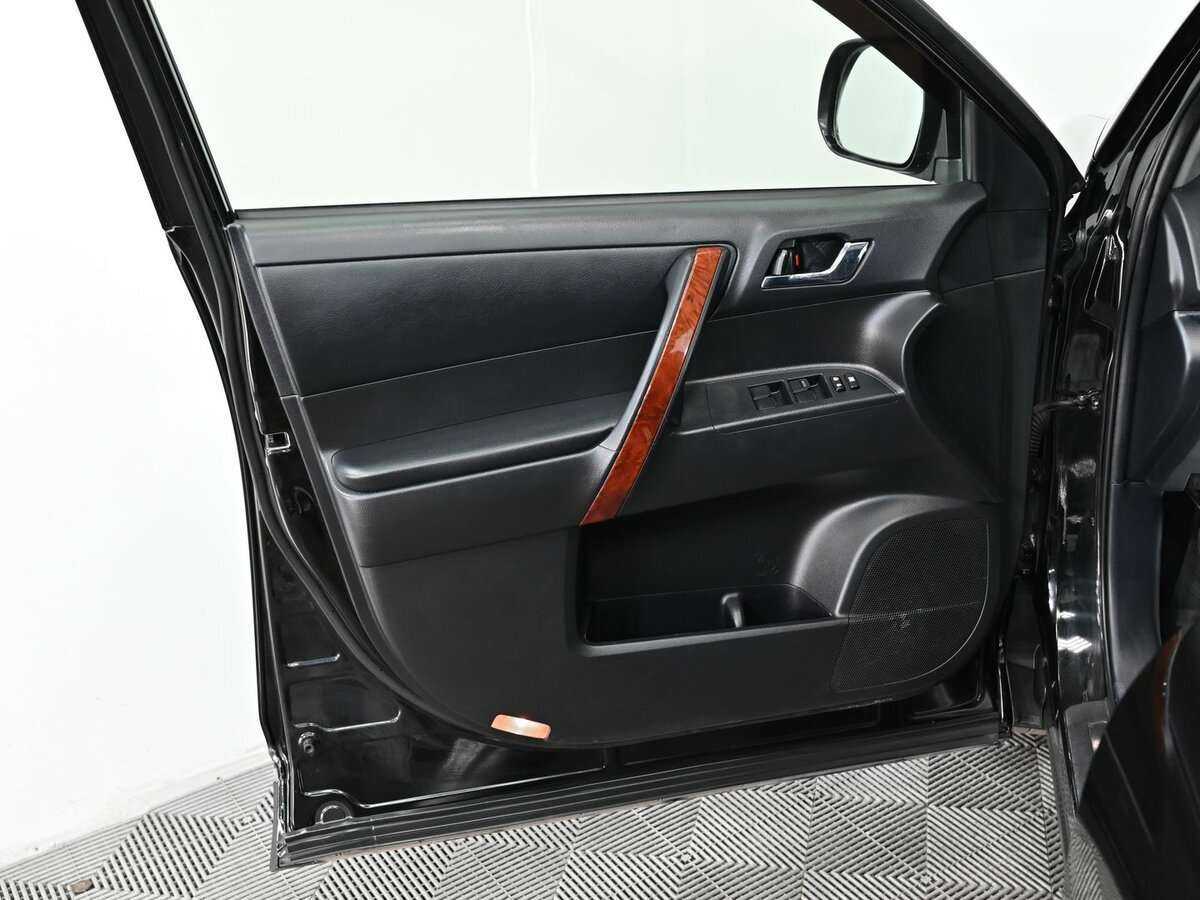 Toyota Highlander, 2011 Фото №10