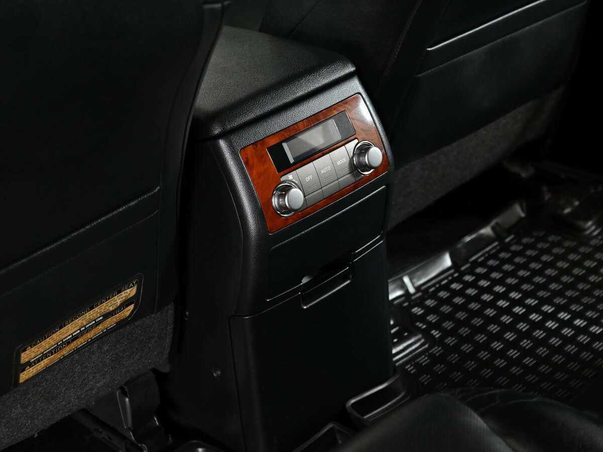 Toyota Highlander, 2011 Фото №11