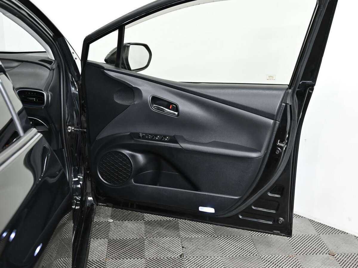 Toyota Prius, 2016 Фото №9