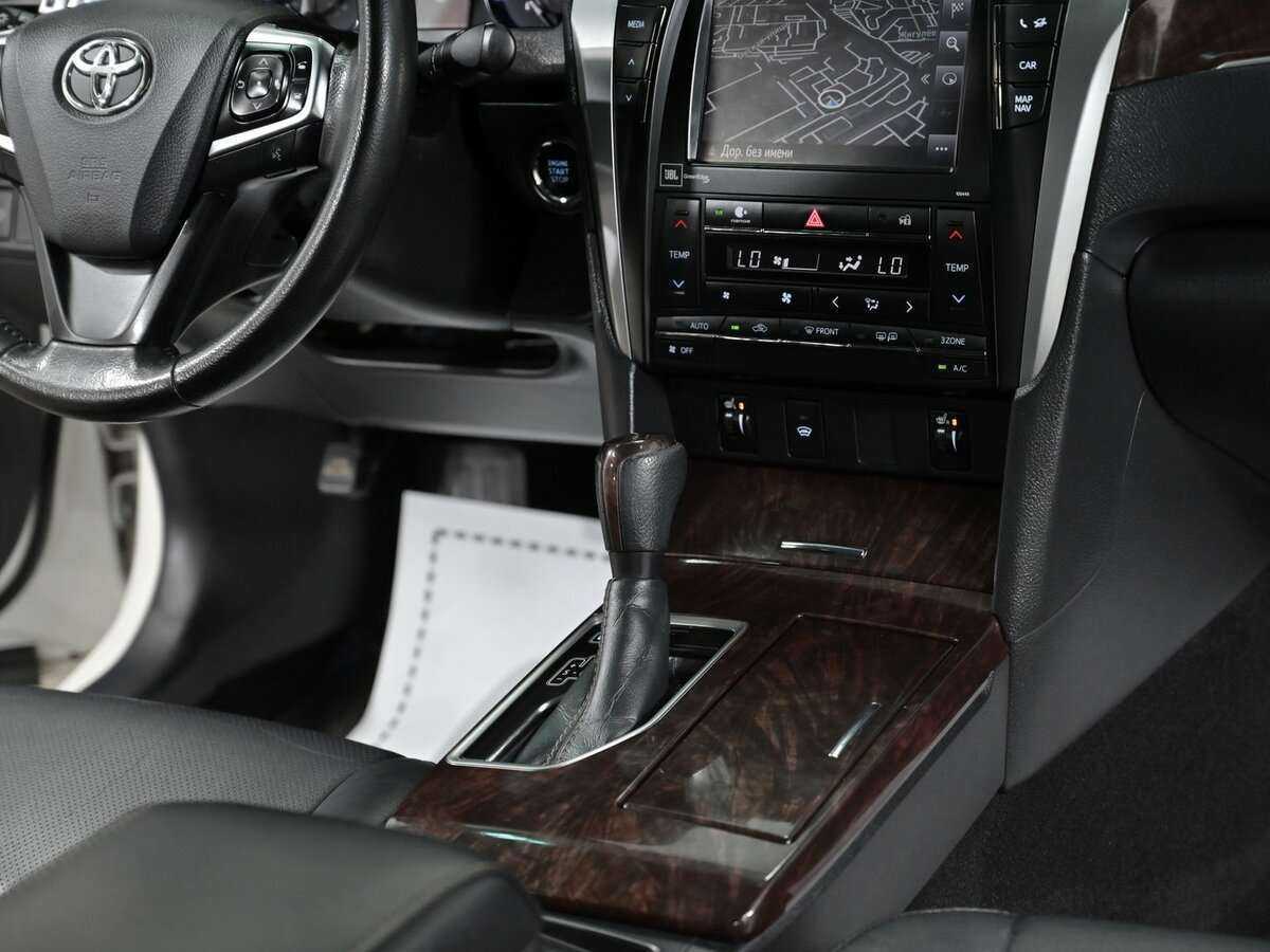 Toyota Camry, 2017 Фото №12