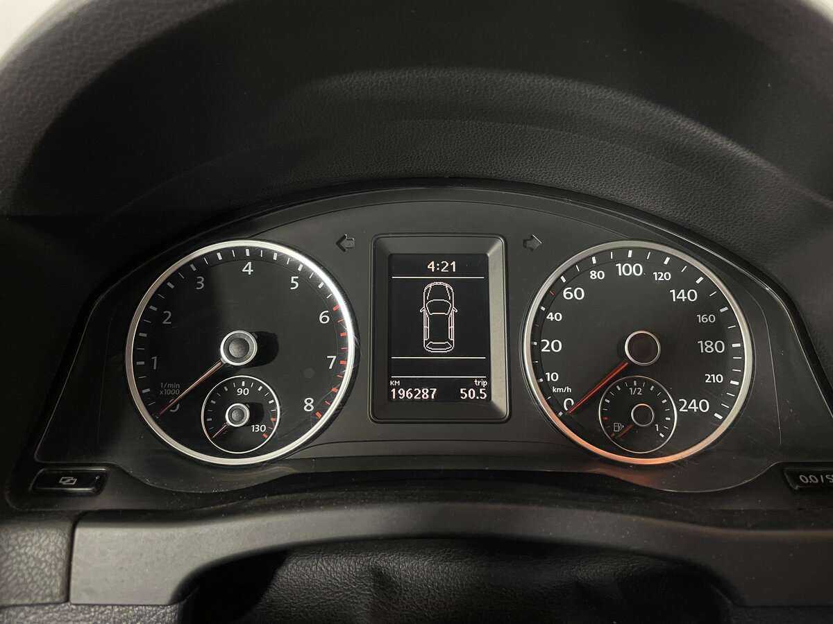 Volkswagen Tiguan, 2010 Фото №11