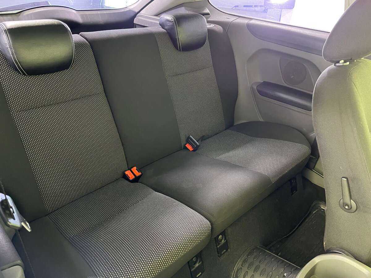 Ford Focus, 2010 Фото №18