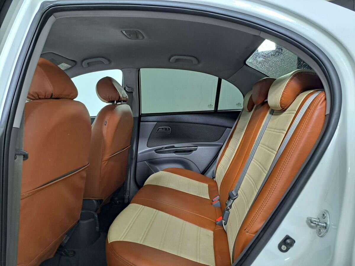 Kia Rio, 2011 Фото №10