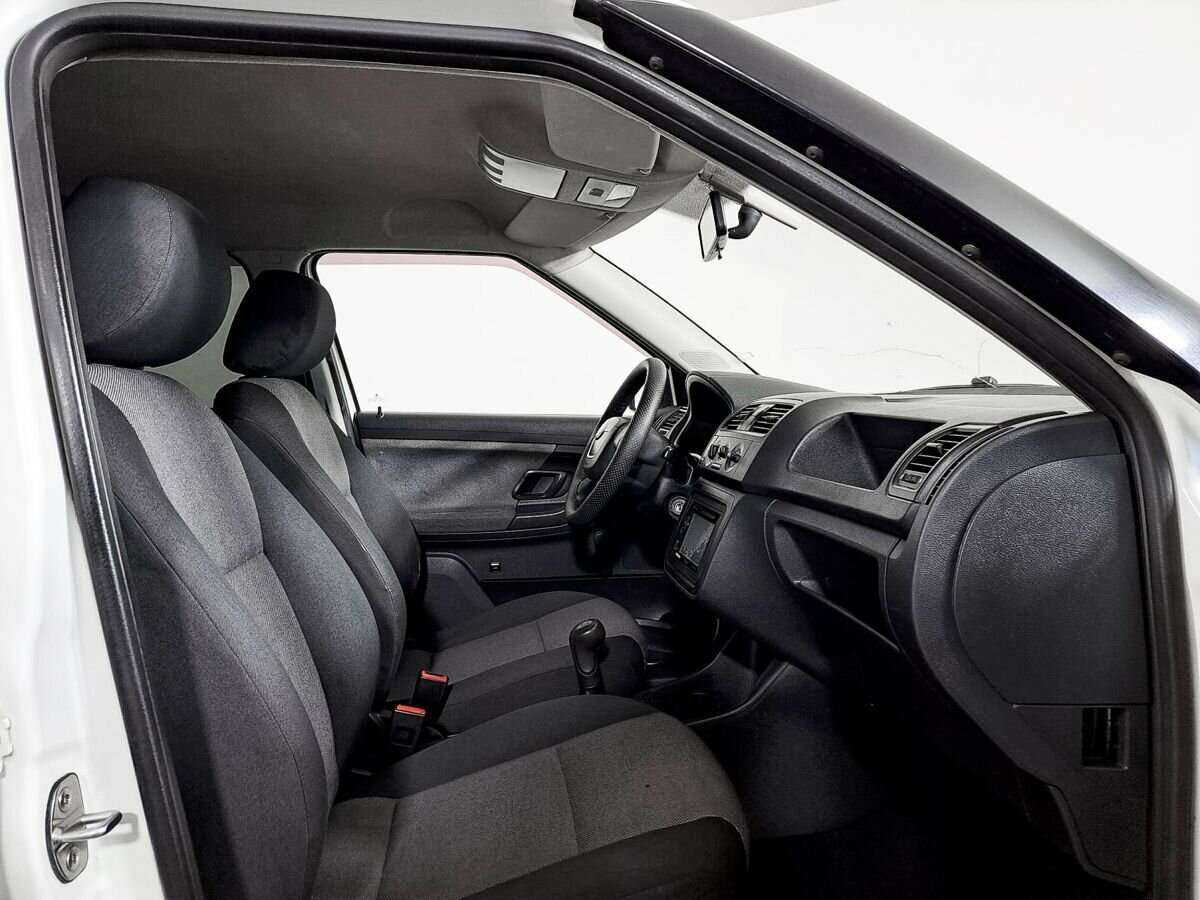 Skoda Fabia, 2010 Фото №9