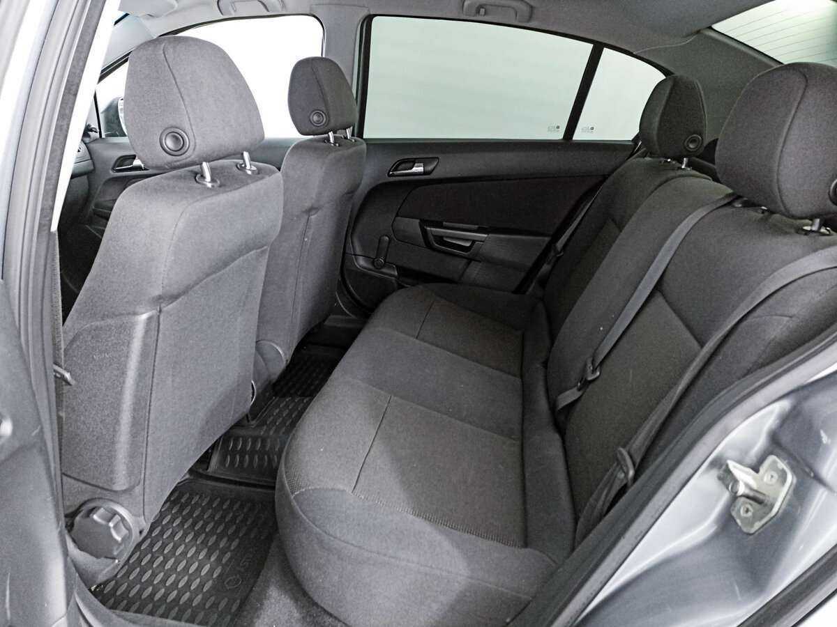 Opel Astra, 2011 Фото №12