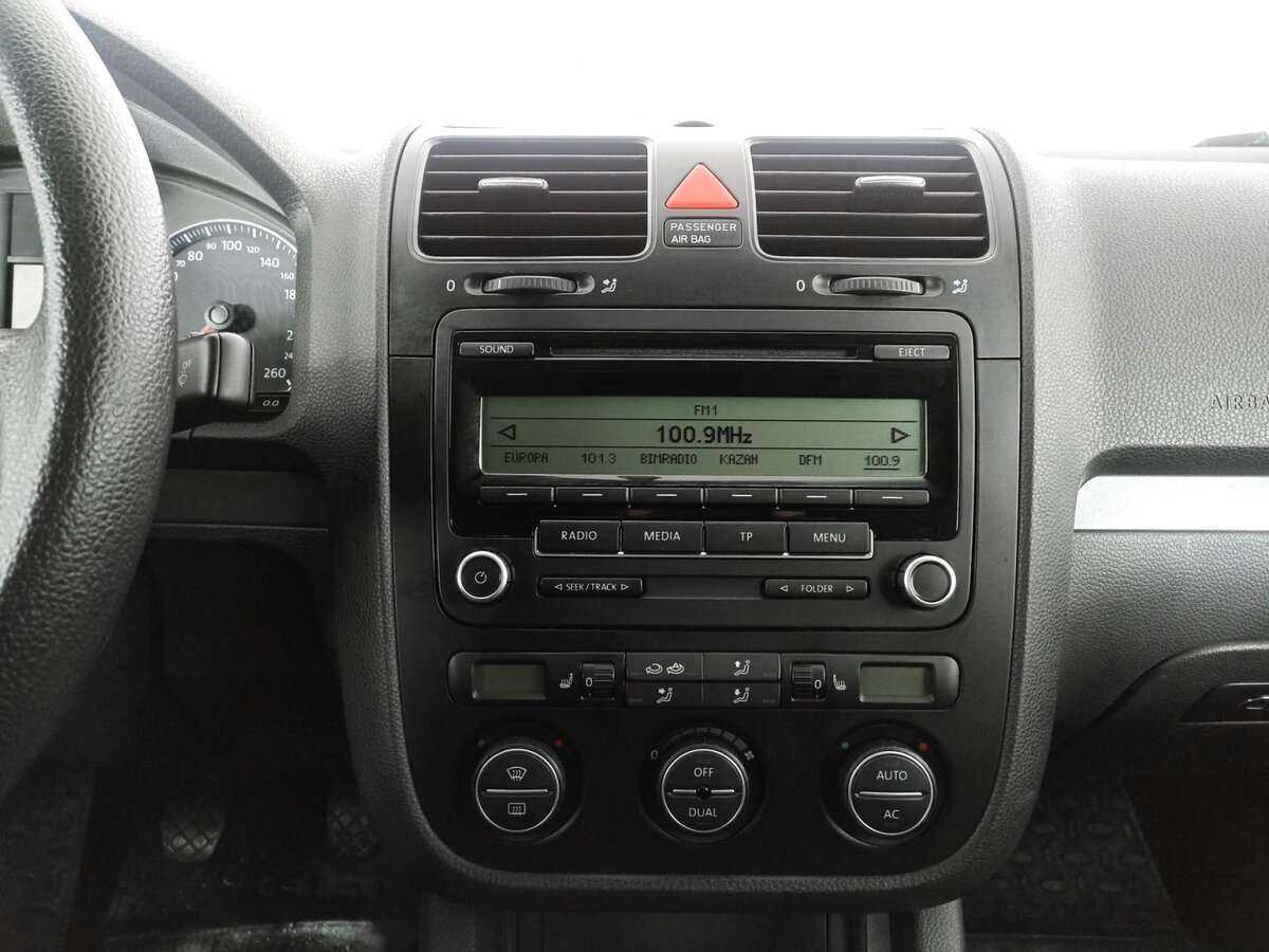 Volkswagen Jetta, 2009 Фото №15