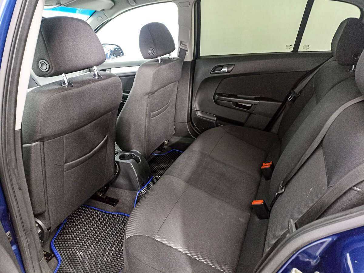 Opel Astra, 2011 Фото №10