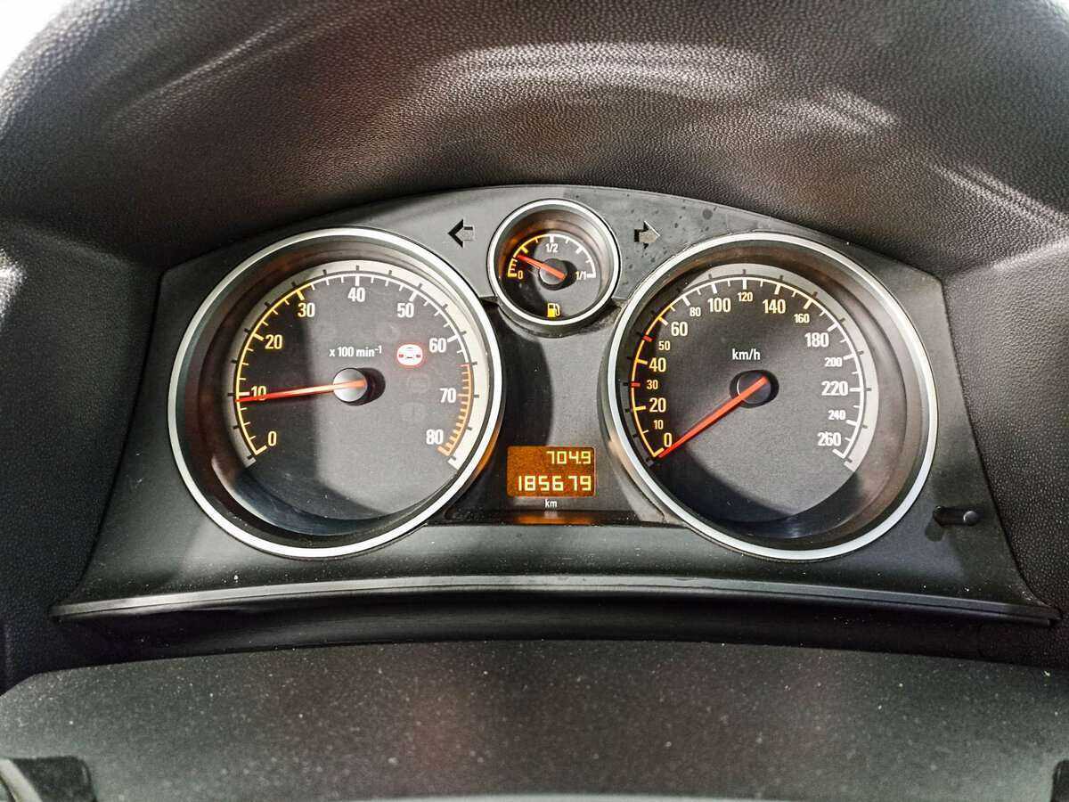 Opel Astra, 2011 Фото №11