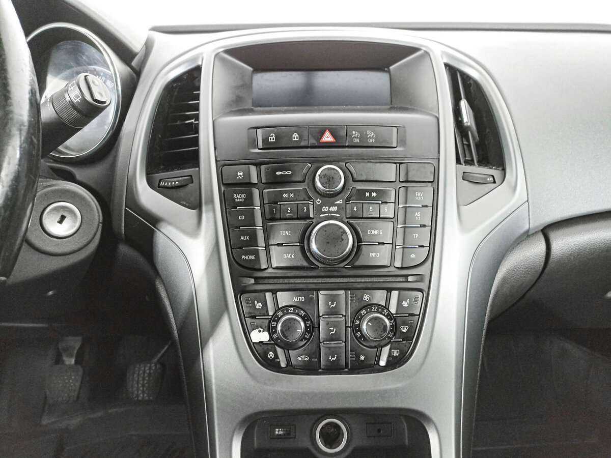 Opel Astra GTC, 2011 Фото №13