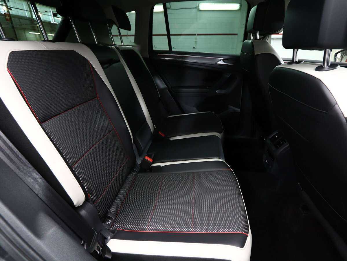 Volkswagen Tiguan, 2021 Фото №14