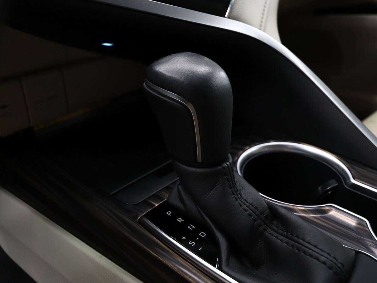 Toyota Camry, 2021 Фото №10