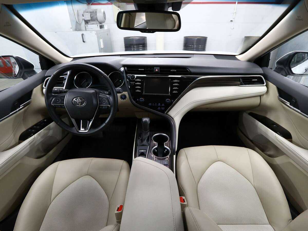 Toyota Camry, 2021 Фото №17