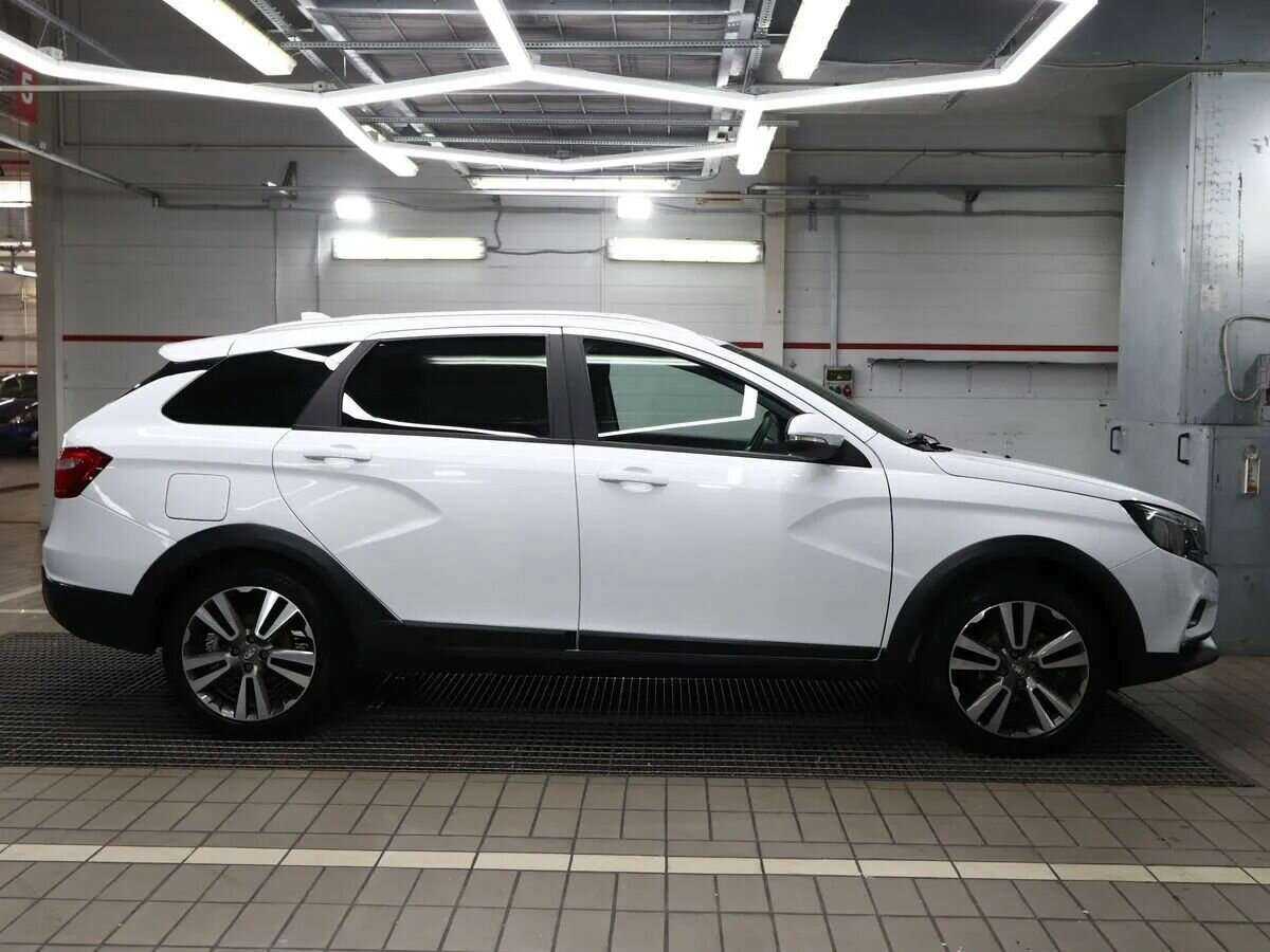 Lada (ВАЗ) Vesta SW, 2018 Фото №6