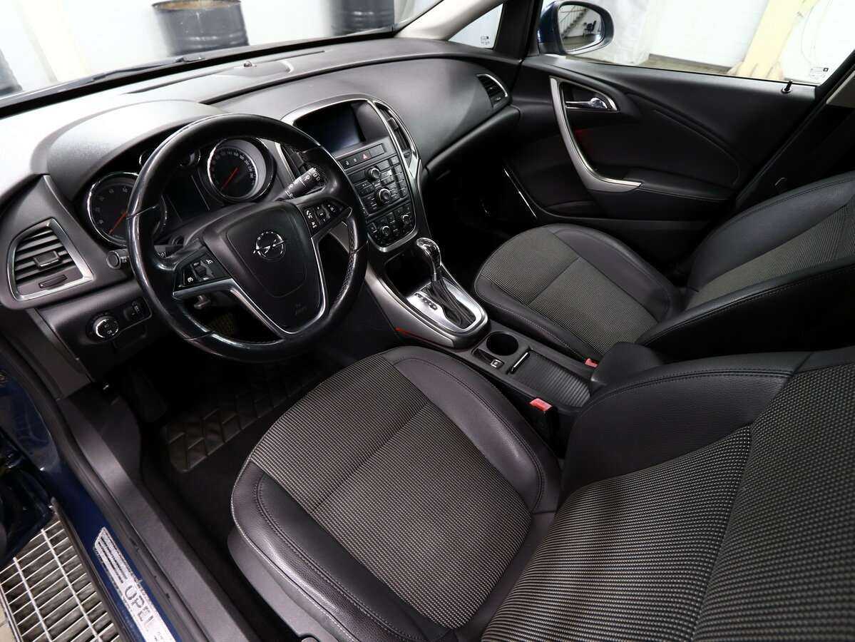 Opel Astra, 2011 - 185 000 км. | Фото №8