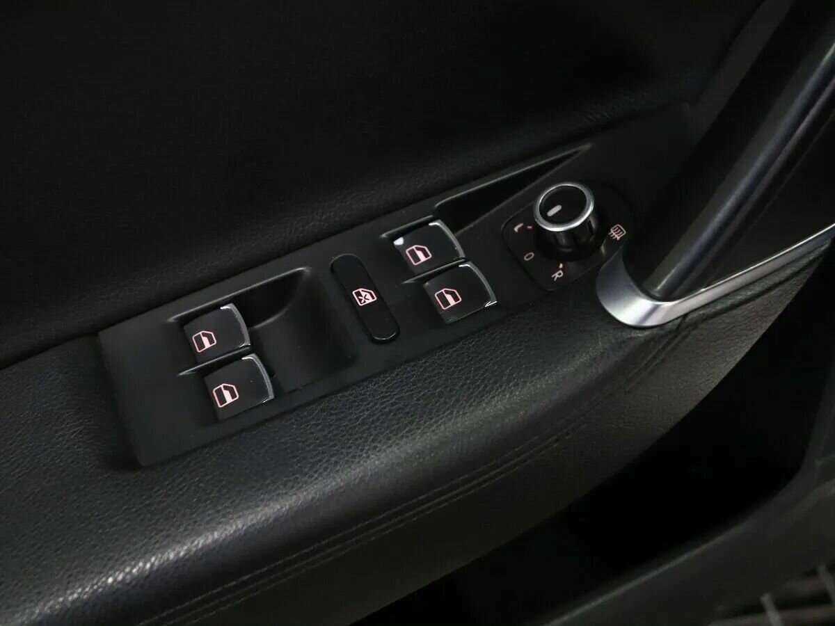 Volkswagen Passat, 2011 Фото №4