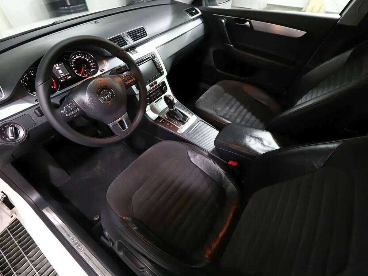 Volkswagen Passat, 2011 Фото №5