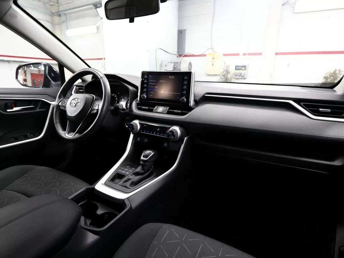 Toyota RAV4, 2019 Фото №9