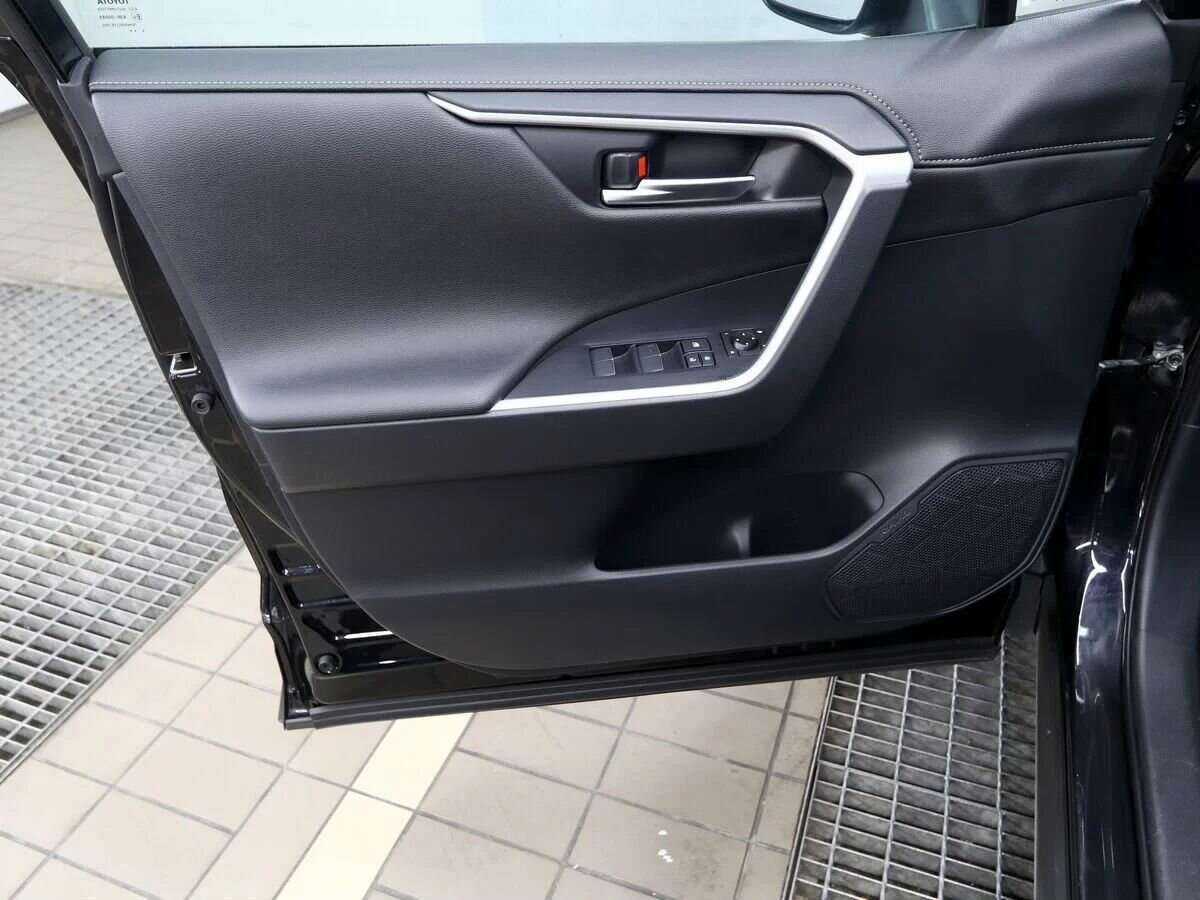 Toyota RAV4, 2019 Фото №17