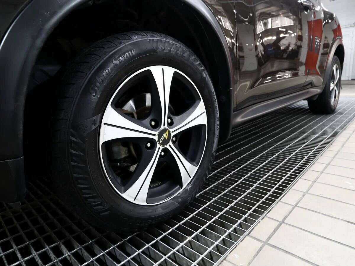 Nissan Juke, 2011 Фото №13