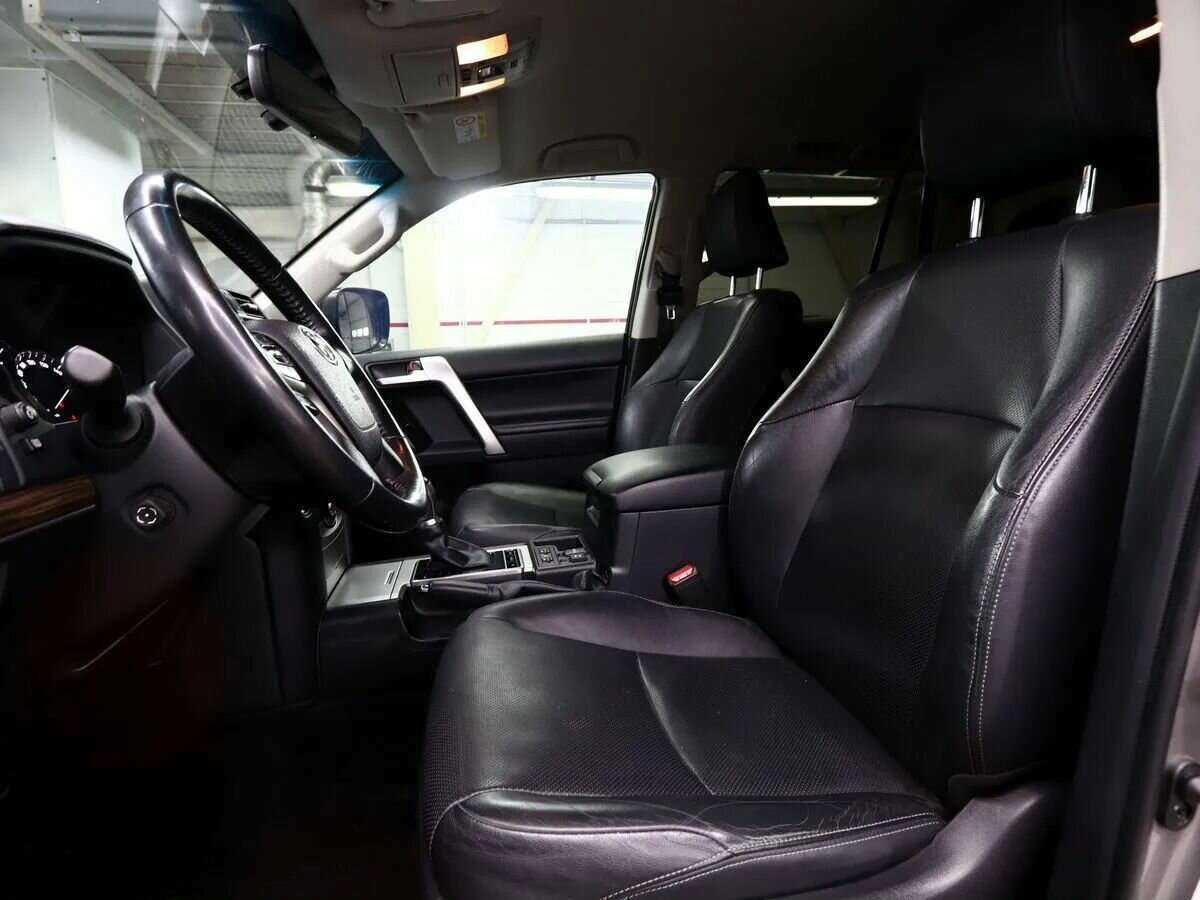 Toyota Land Cruiser Prado, 2018 Фото №6