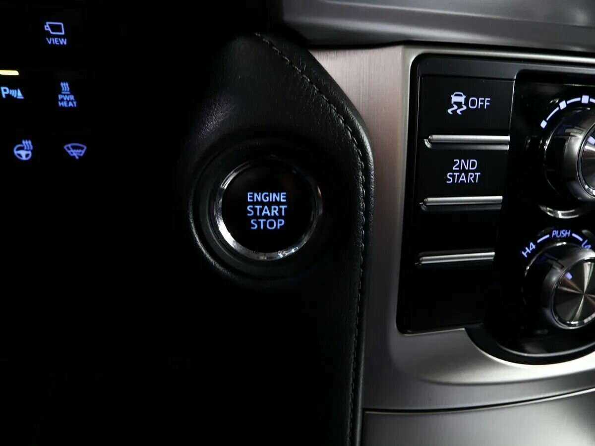 Toyota Land Cruiser Prado, 2018 Фото №18