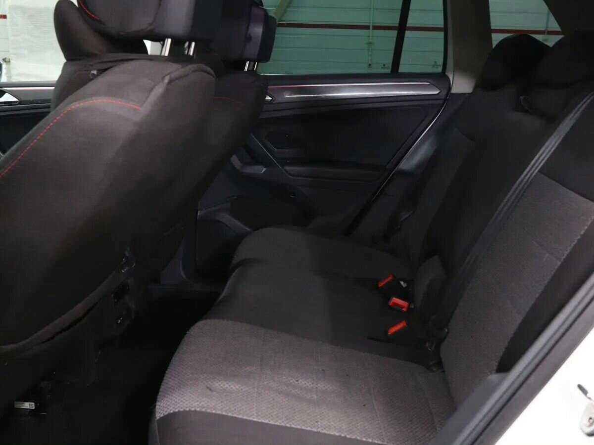 Volkswagen Tiguan, 2021 Фото №12