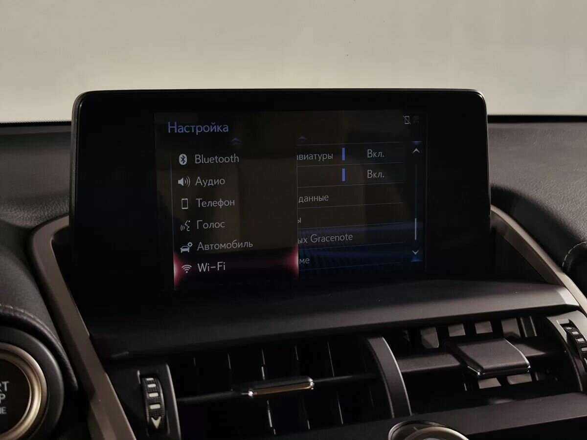 Lexus NX 200, 2018 Фото №13