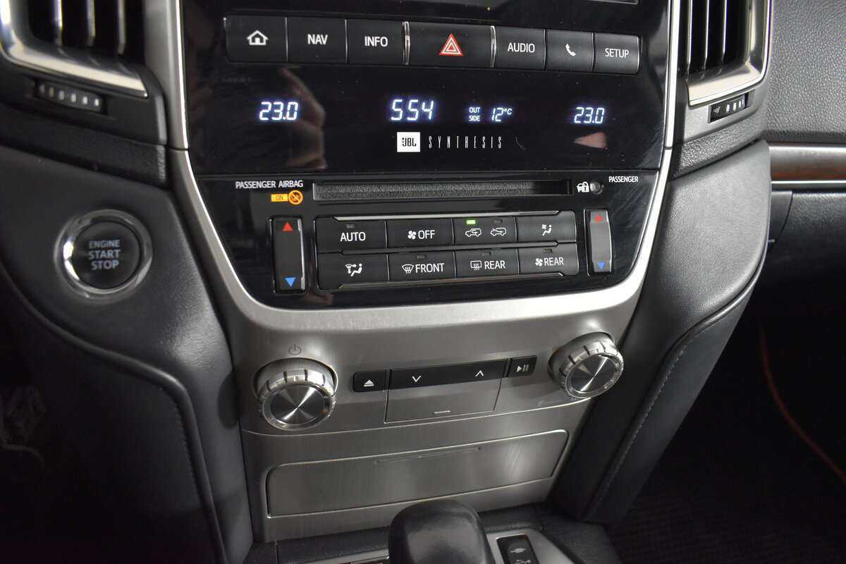 Toyota Land Cruiser, 2016 Фото №23