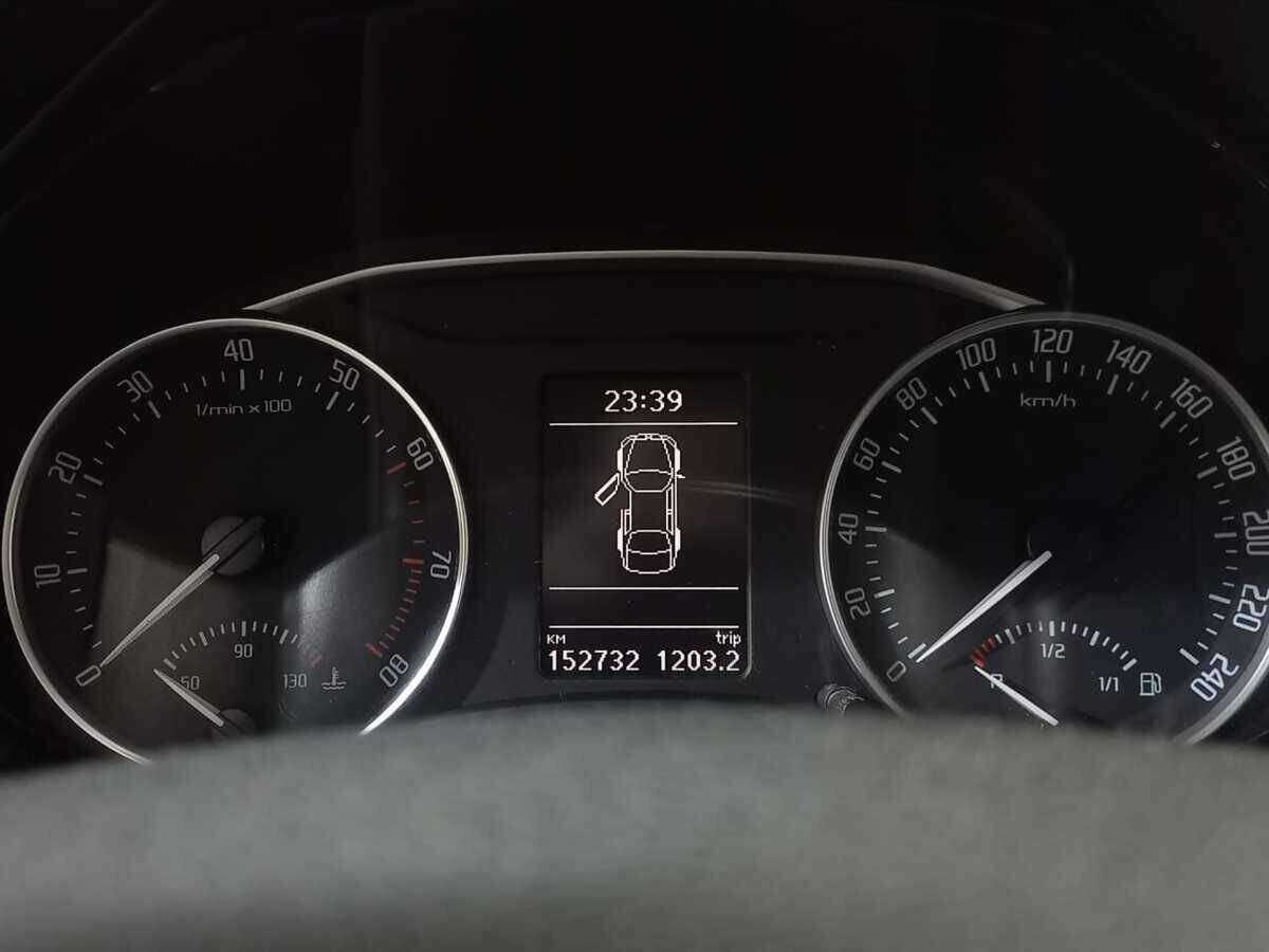 Skoda Octavia, 2009 Фото №12