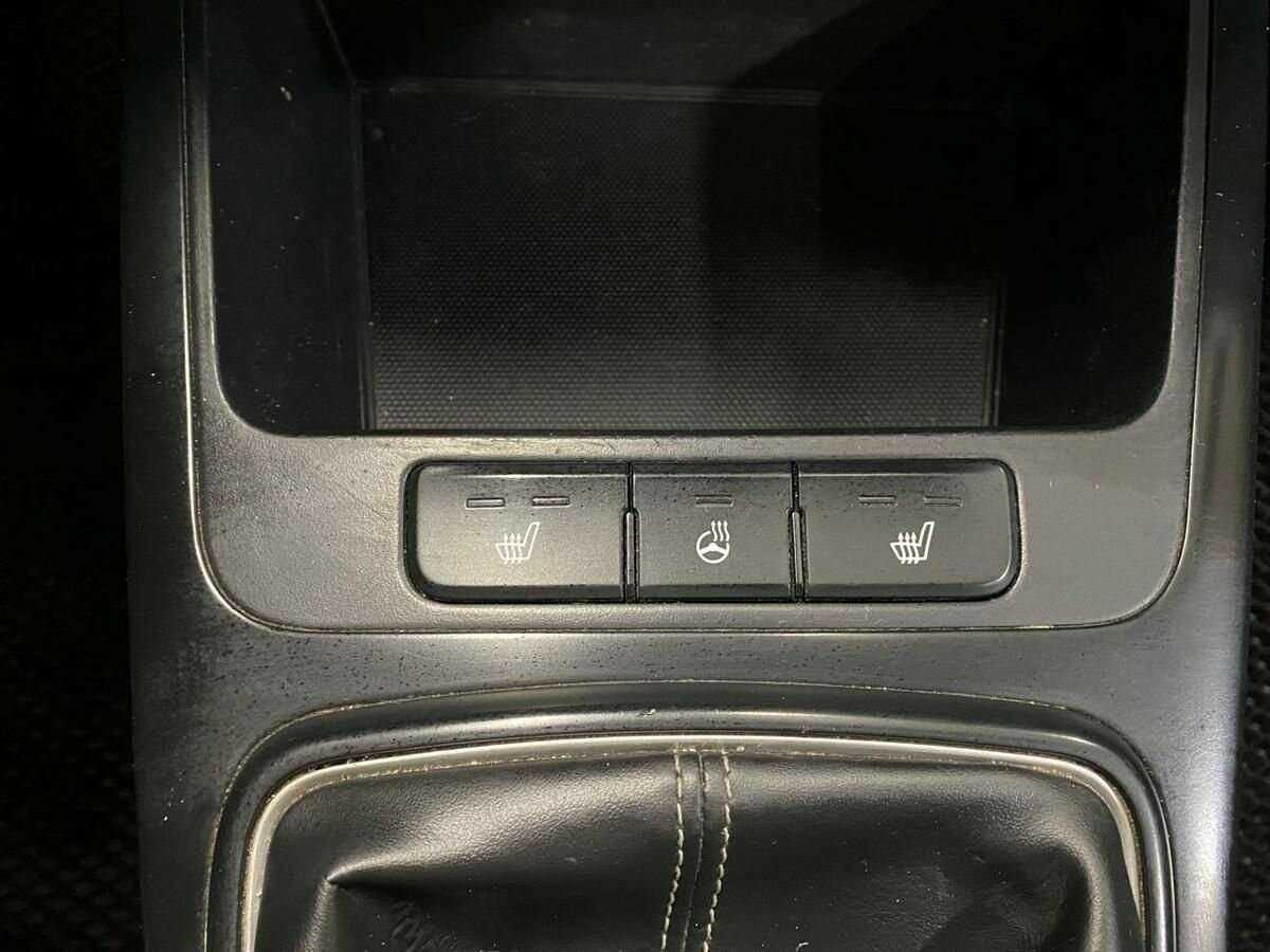 Kia Rio, 2017 Фото №15