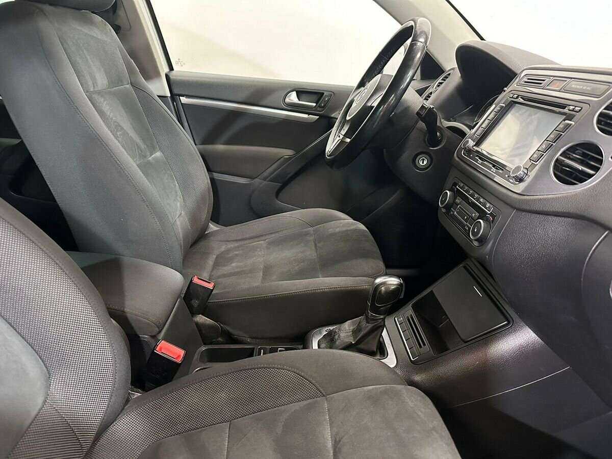 Volkswagen Tiguan, 2011 Фото №10