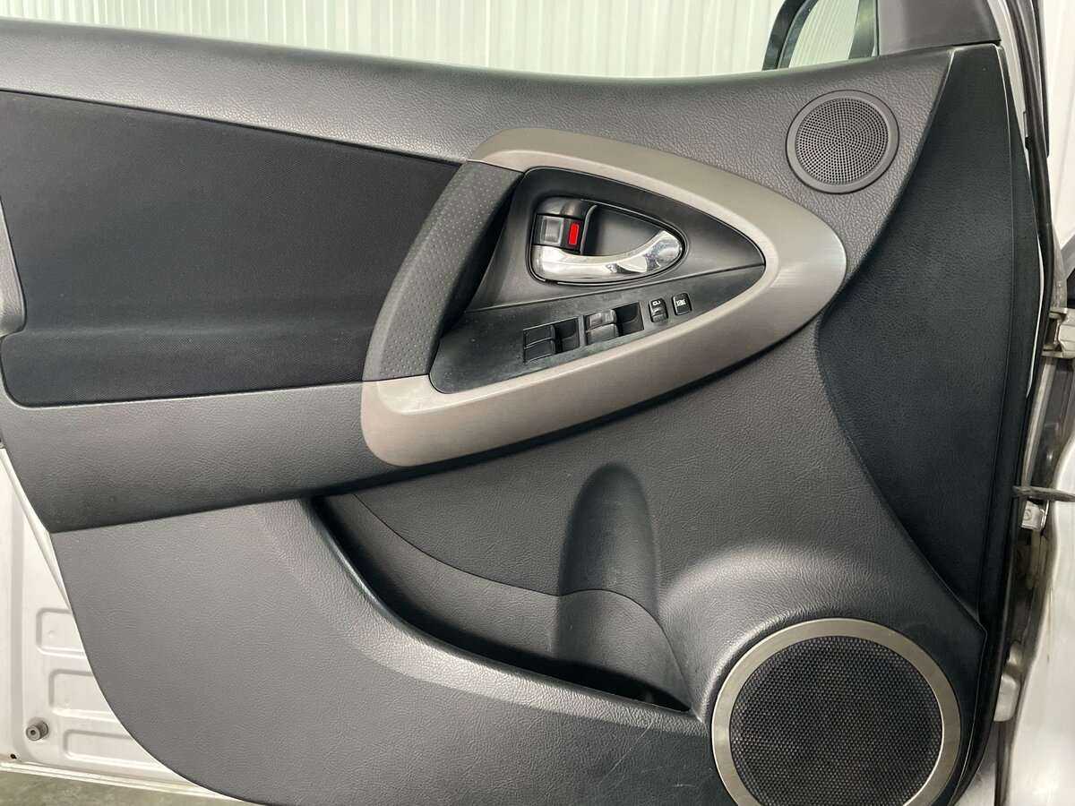 Toyota RAV4, 2008 Фото №14