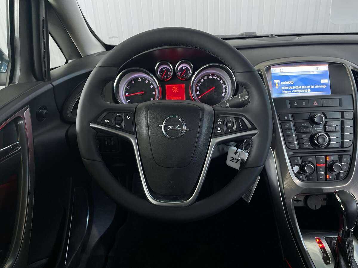 Opel Astra, 2011 Фото №10