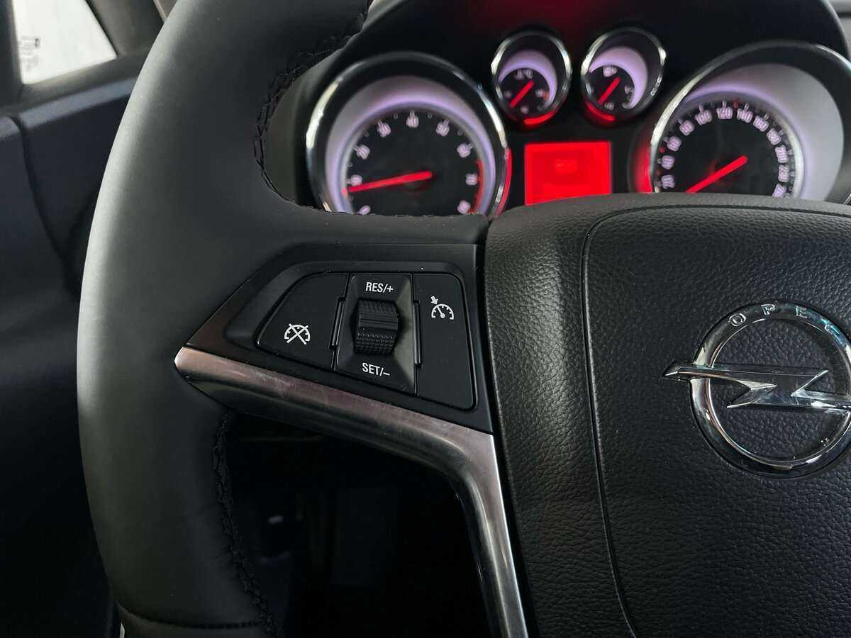 Opel Astra, 2011 Фото №11