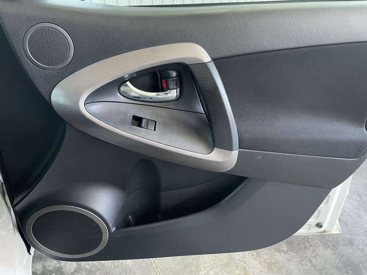 Toyota RAV4, 2008 Фото №18