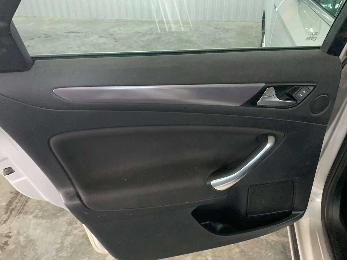 Ford Mondeo, 2011 Фото №18