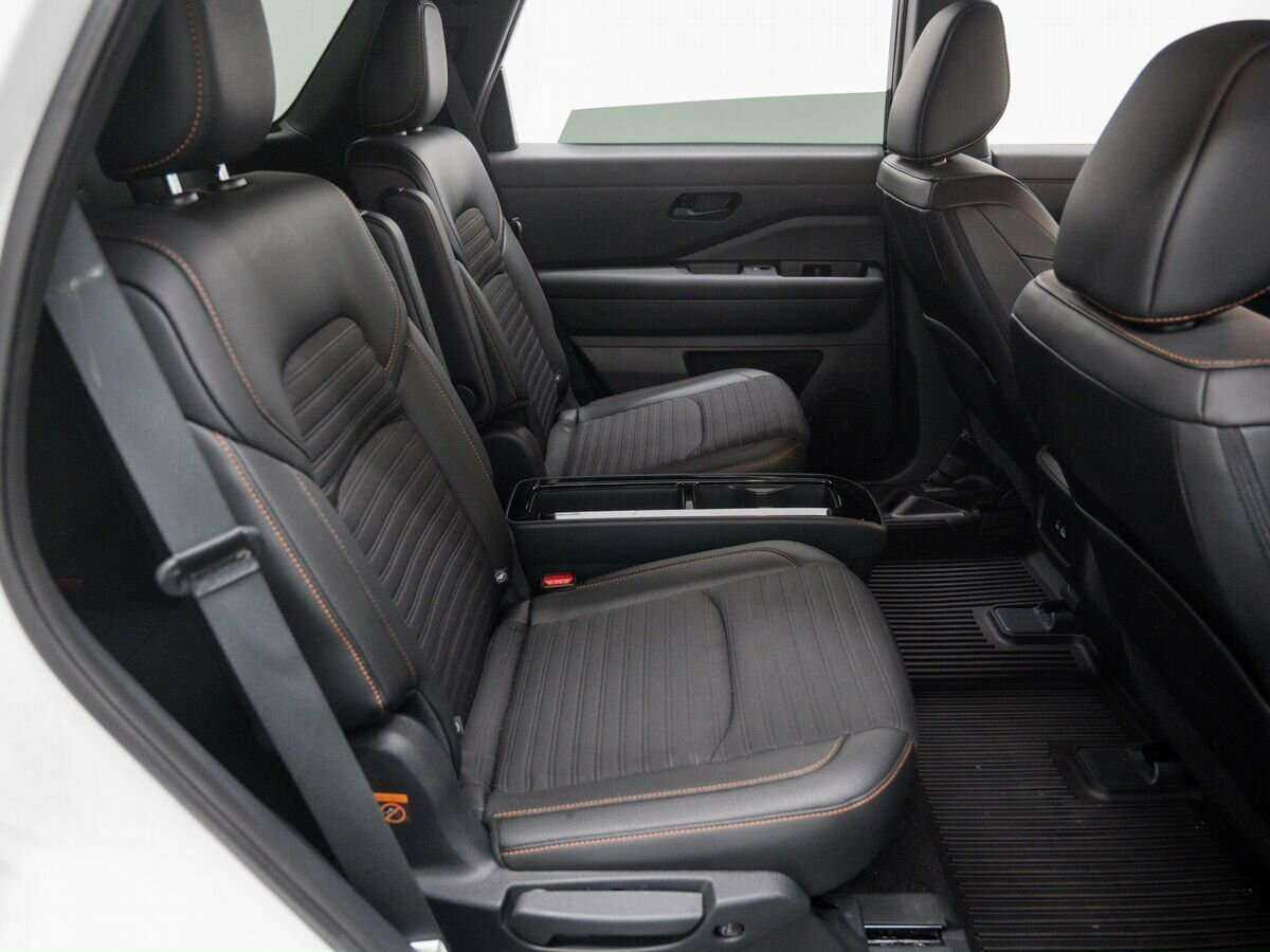 Nissan Pathfinder, 2023 Фото №11