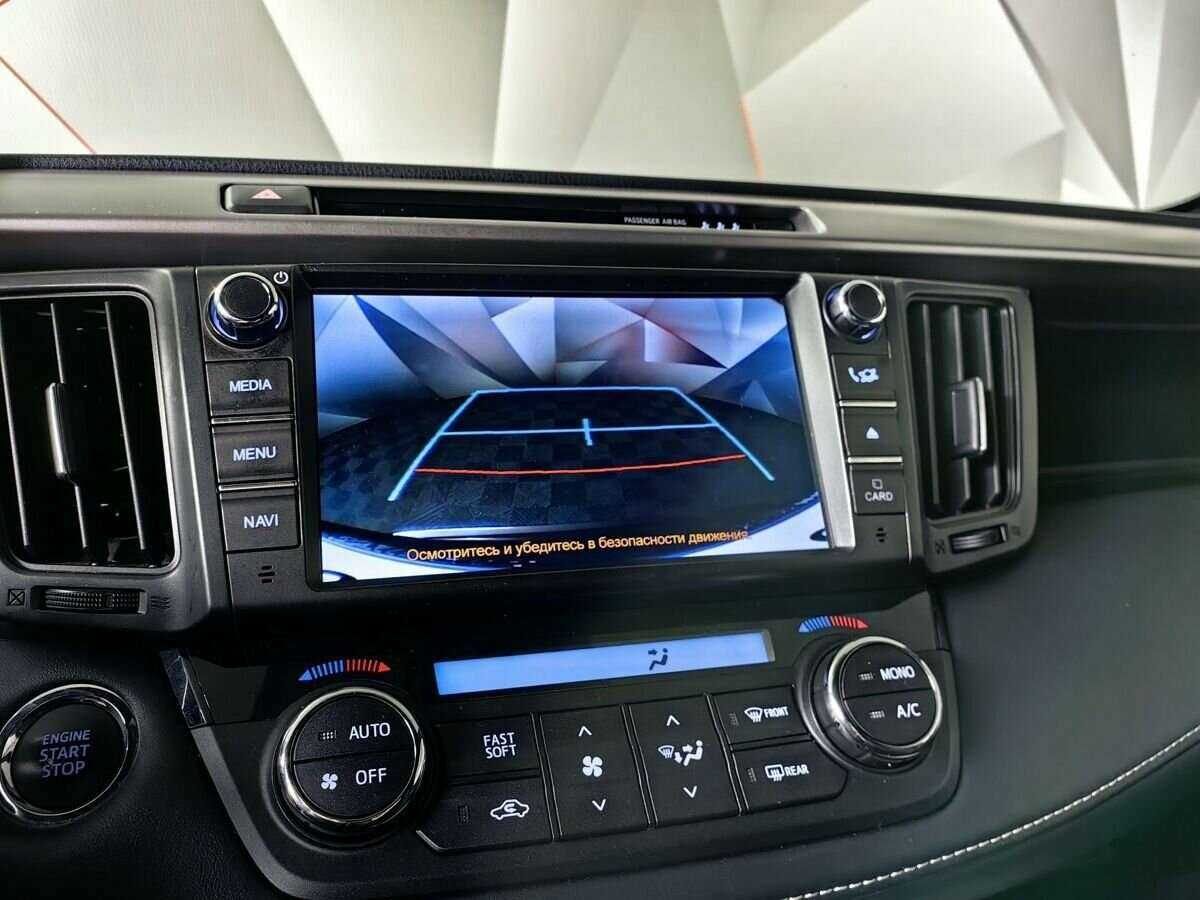 Toyota RAV4, 2019 Фото №13