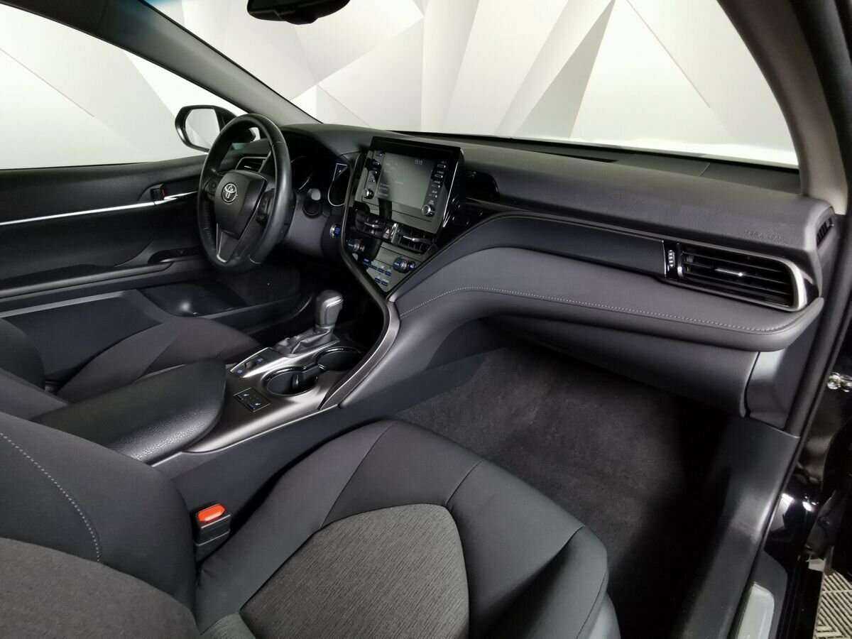 Toyota Camry, 2021 Фото №9