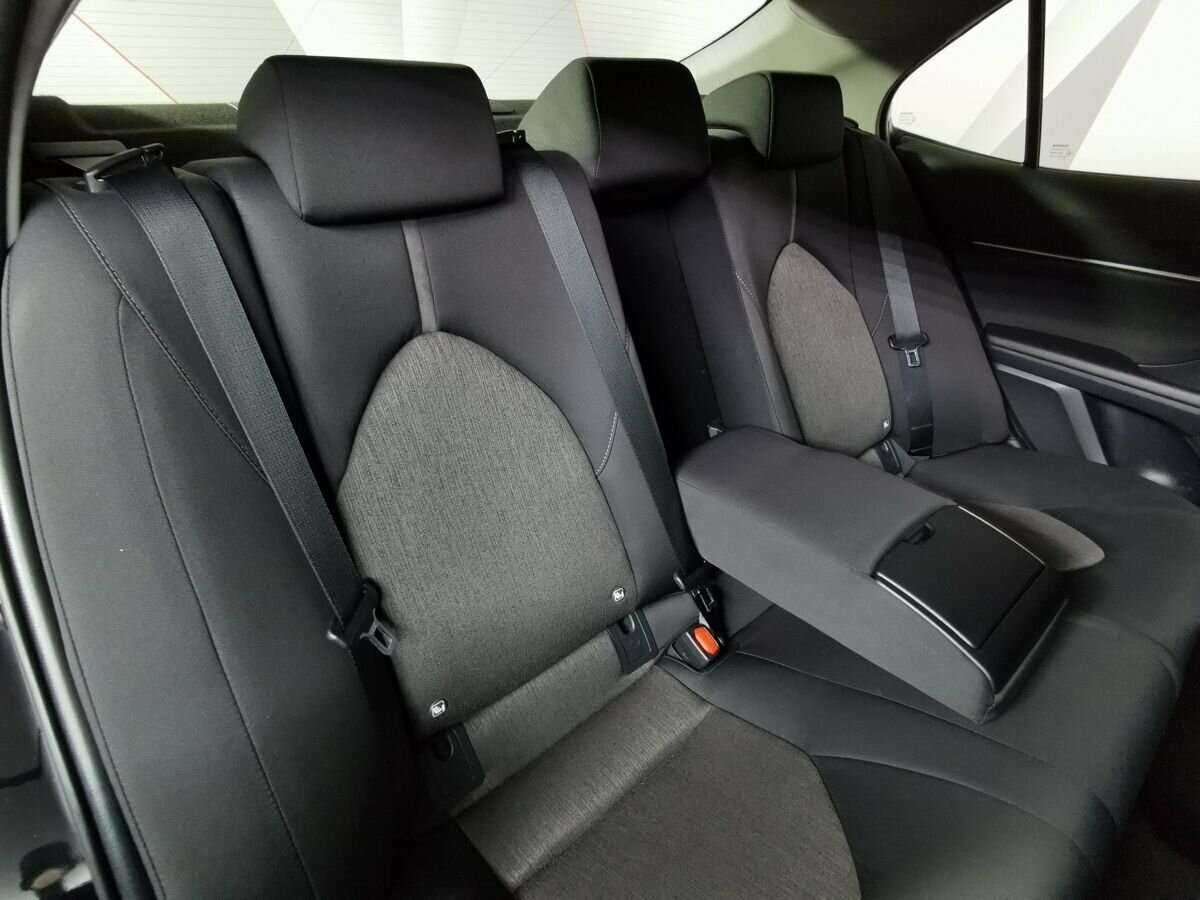 Toyota Camry, 2021 Фото №13