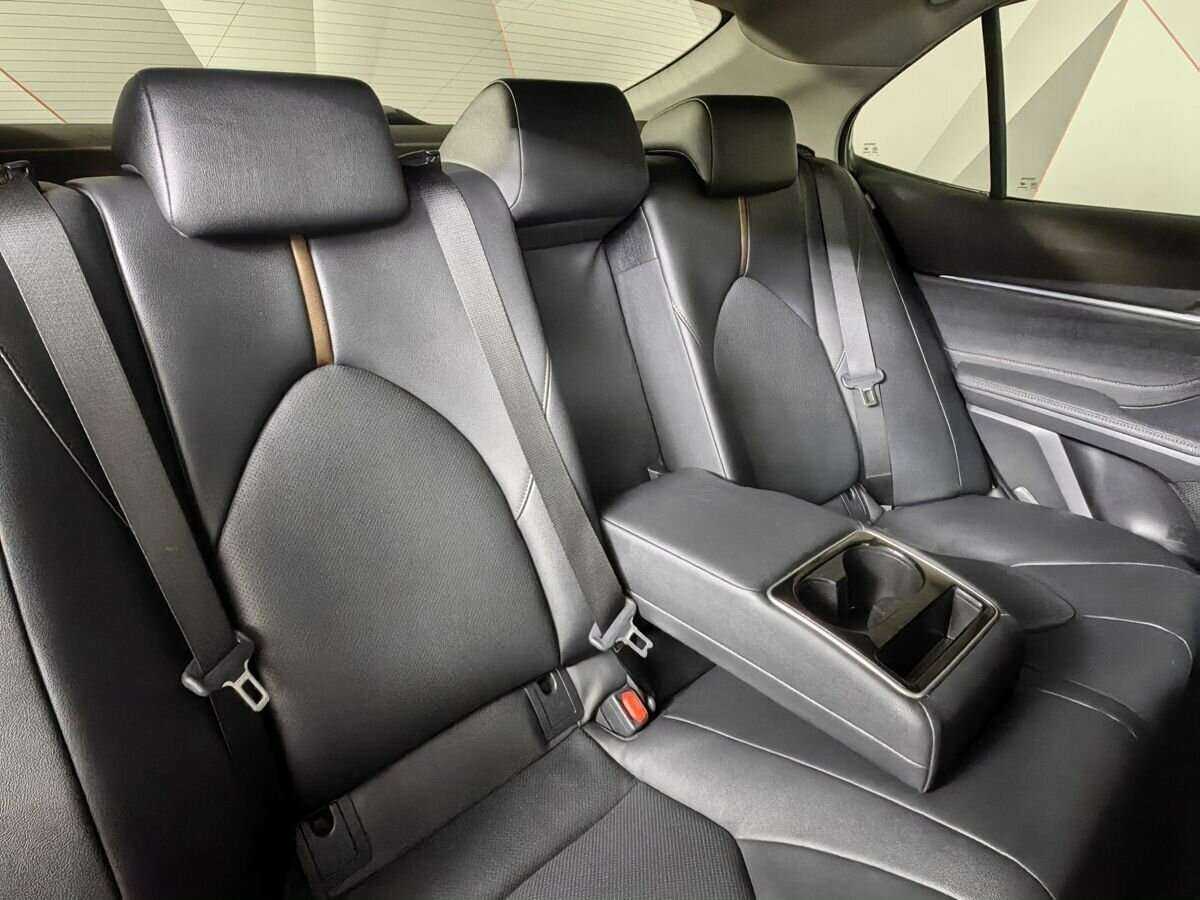 Toyota Camry, 2023 Фото №13