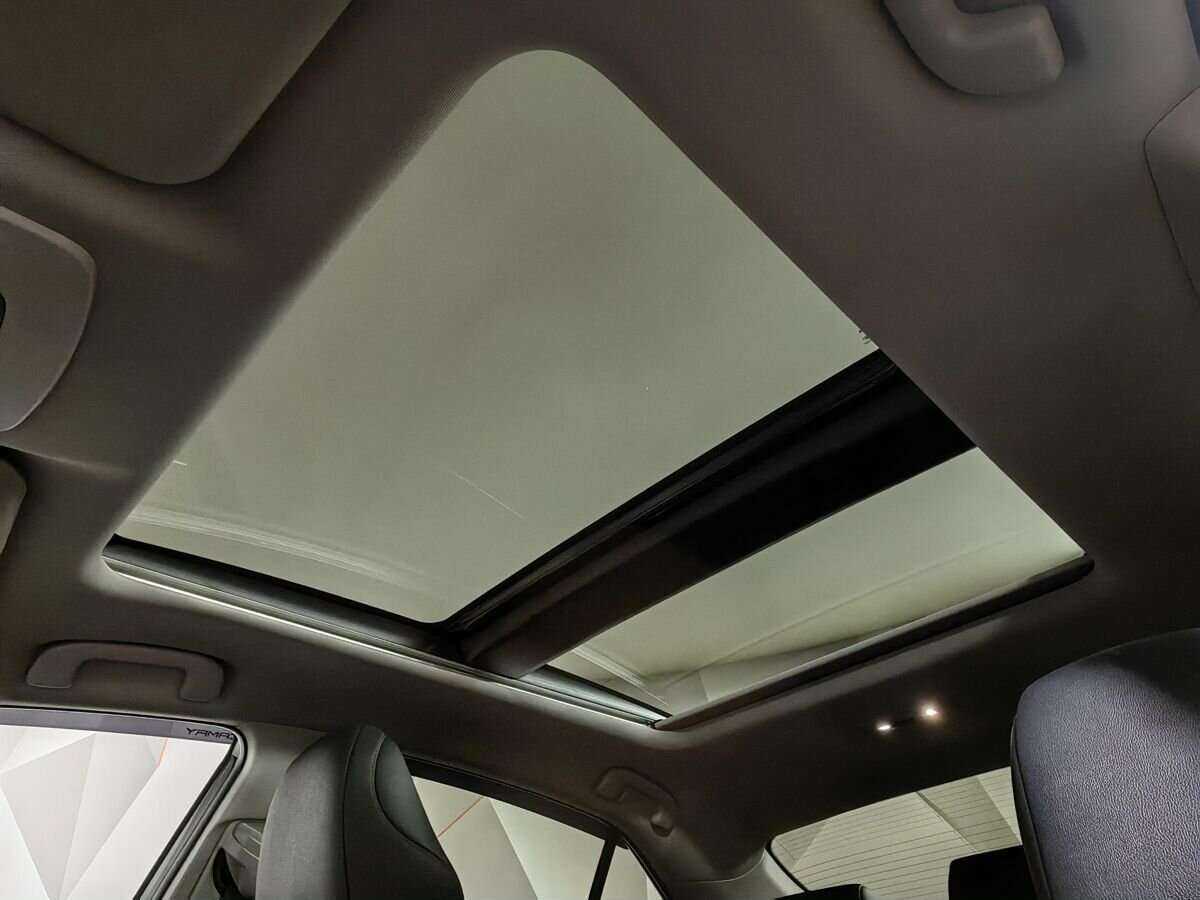 Toyota Camry, 2023 Фото №17