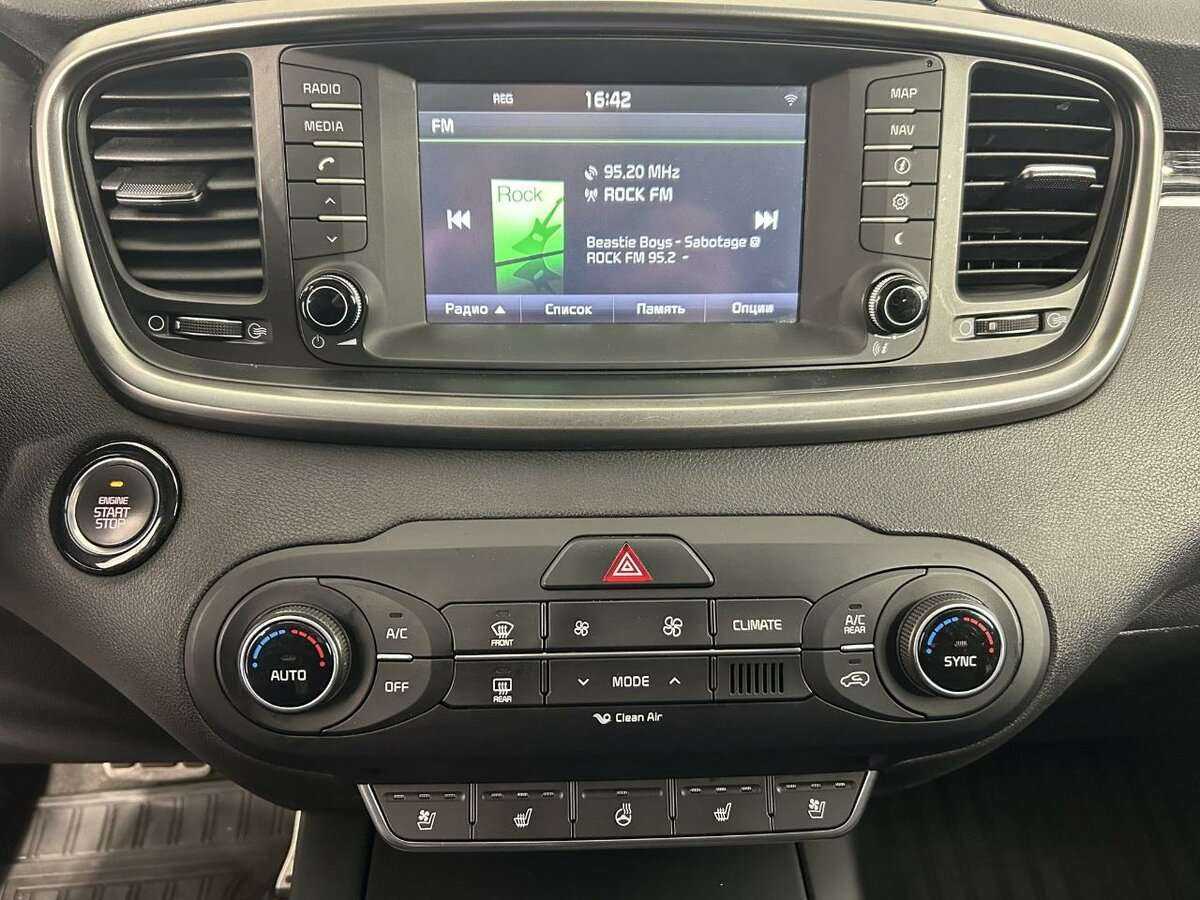 Kia Sorento, 2017 Фото №10