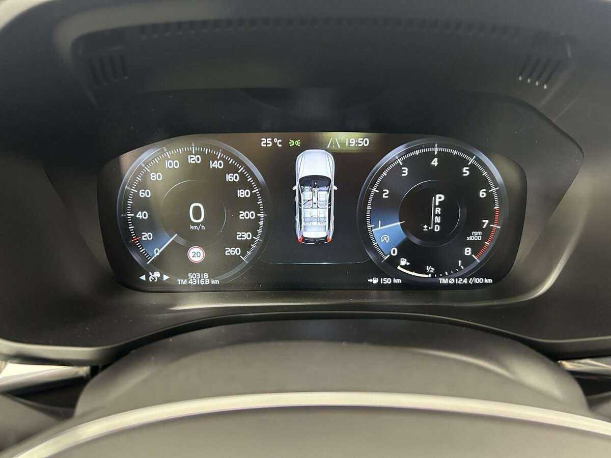 Volvo XC60, 2021 Фото №11