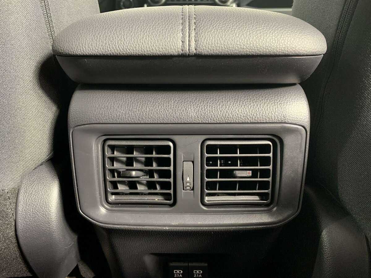 Toyota RAV4, 2021 Фото №19