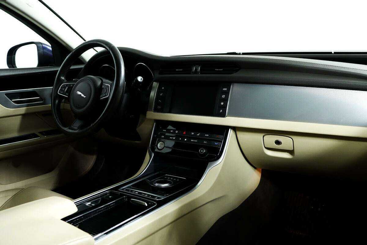 Jaguar XF, 2016 Фото №9