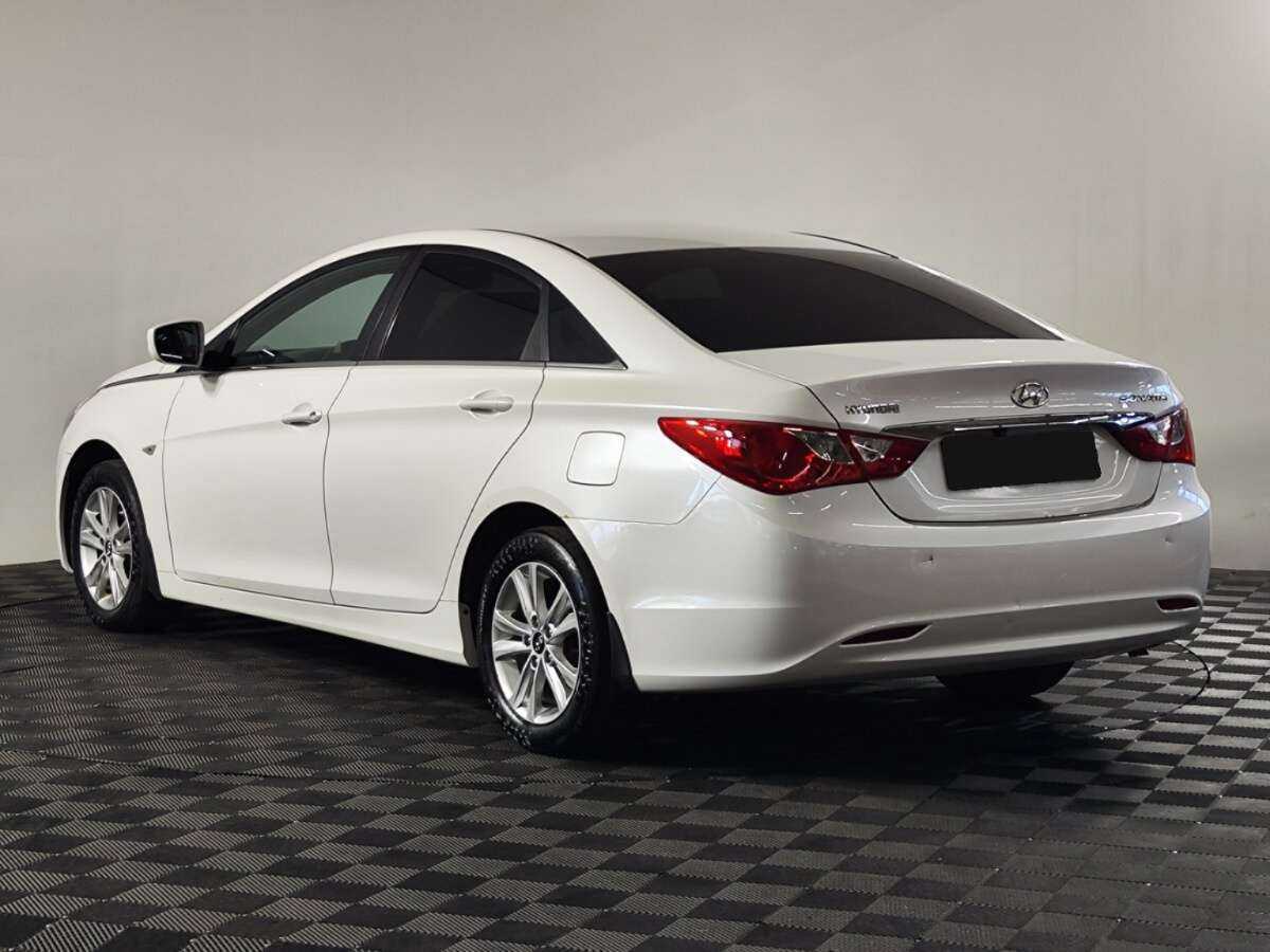 Hyundai Sonata, 2011 - 238 000 км. | Фото №4